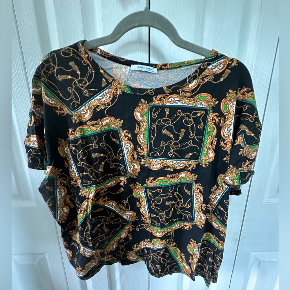 Oversized Black T-shirt with Golden Frame Design